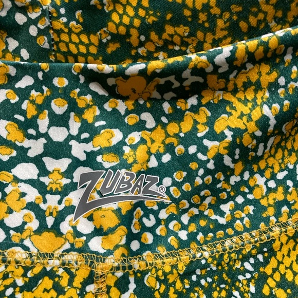 Women’s Majestic Brand Zubaz Green Bay Packers leggings! Size large, NWT! - Picture 3 of 7
